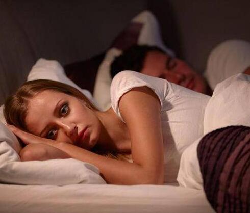 失眠是因为缺乏维生素？经常失眠的人，不妨适当补充这3种维生素