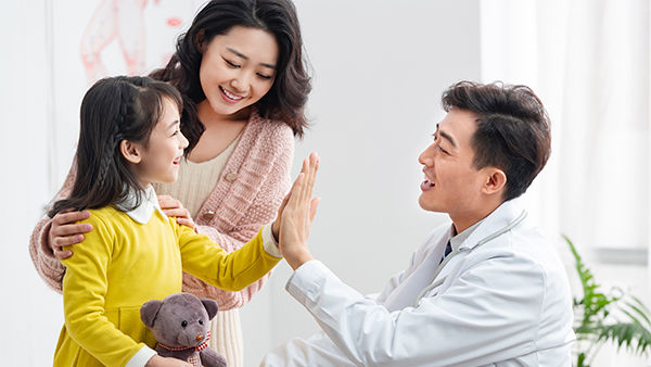 孩子头发发黄是什么原因​