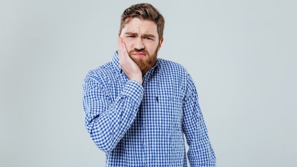 成人腮腺炎的症状及治疗