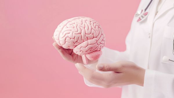 女性脑垂体瘤危险吗