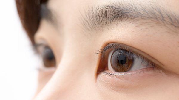 玻璃体混浊有什么症状