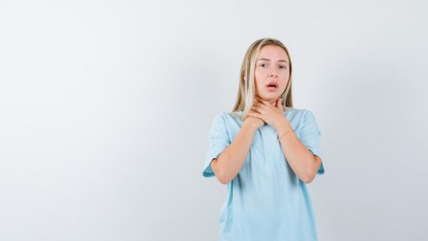喉咙里总是有白痰怎么办