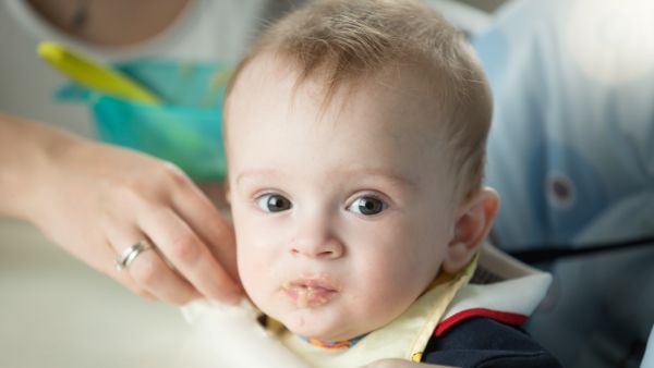 婴幼儿溢泪症是什么原因