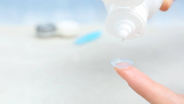 结膜炎好了戴隐形眼镜又红了怎么办