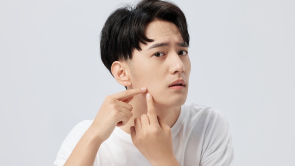 痘痘破了可以用水杨酸棉片吗
