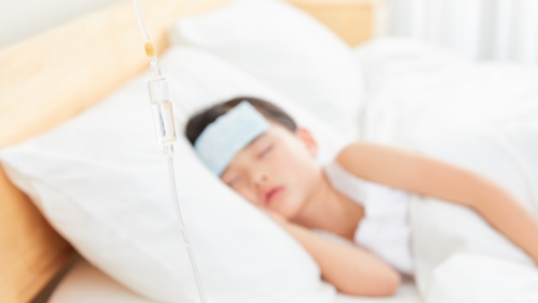 小孩发高烧肚子疼是怎么回事