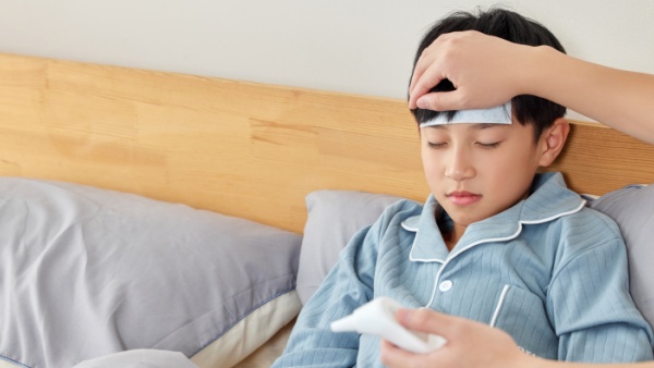 儿童发烧39.5还肚子疼怎么回事怎么办