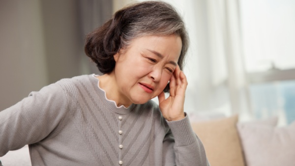 老人家经常头晕是什么原因引起的