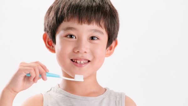 儿童换牙期需要注意什么​