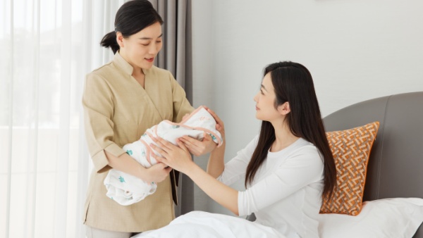 20天的宝宝总是不睡觉是怎么回事