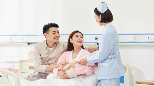 新生儿消化不良吐奶怎么办