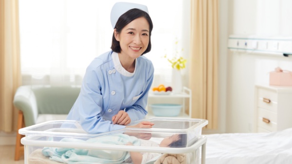 45天婴儿睡觉总是扭来扭去不安稳是怎么回事