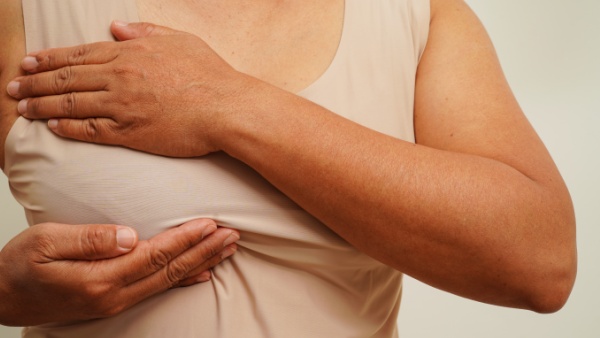 乳腺纤维瘤会变大吗