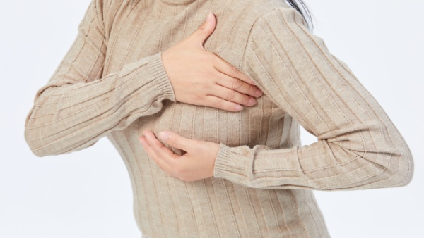 哺乳期乳晕像针扎的疼是怎么回事