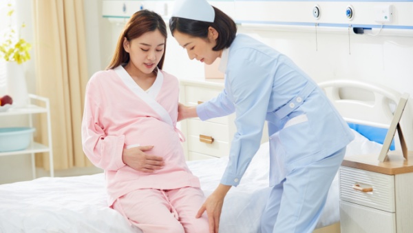 孕妇的手会肿胀握拳有点疼怎么办