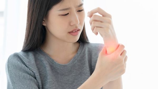 手腕外侧疼痛的原因有哪些