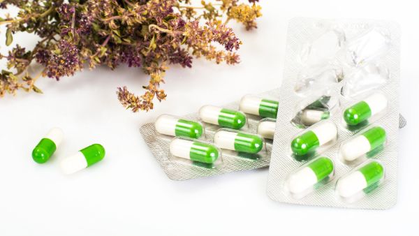 8岁能吃布洛芬缓释胶囊吗