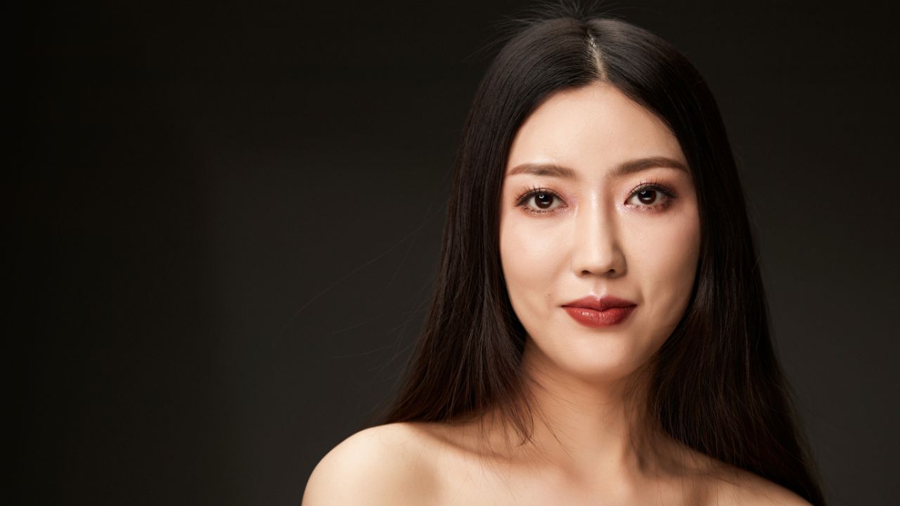 同房后女生有轻微出血怎么回事，怎么办
