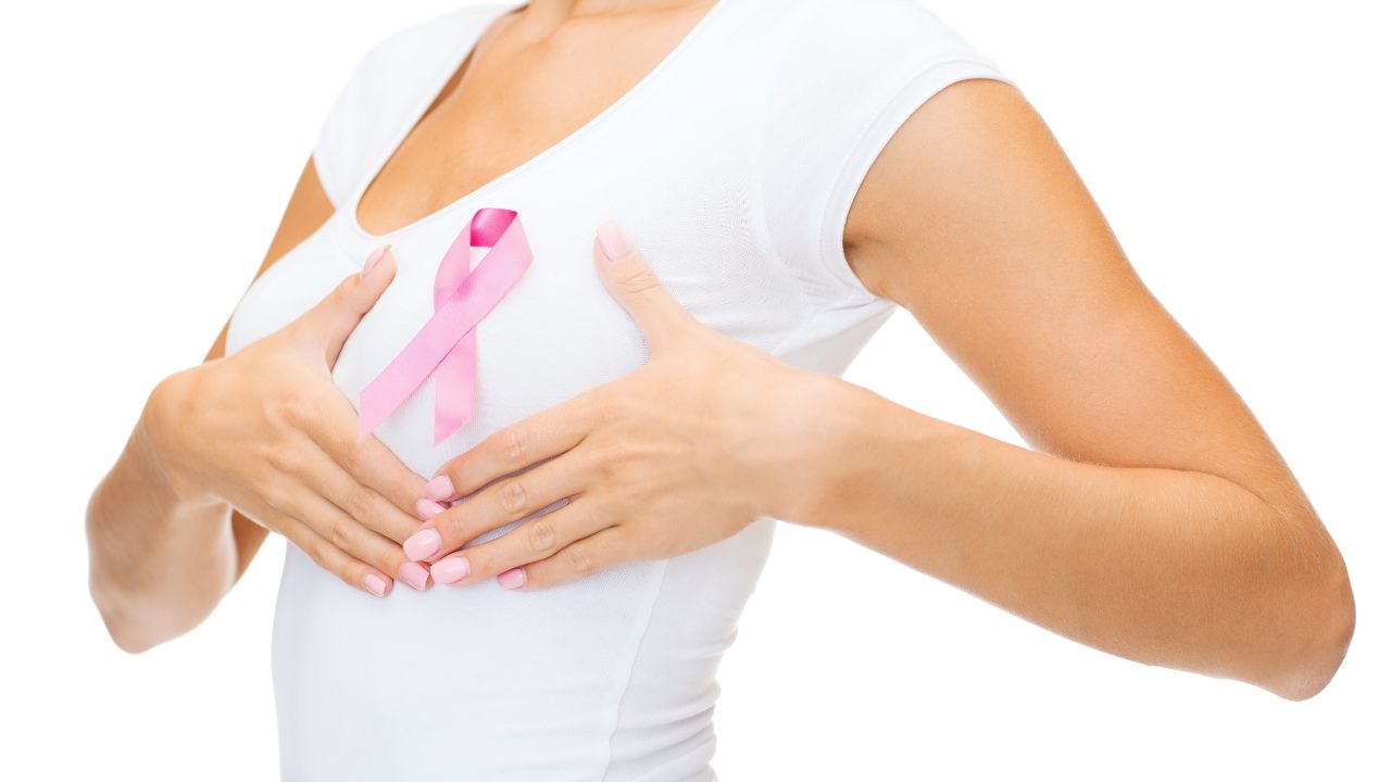 感觉乳房似有肿块是怎么回事该怎么办