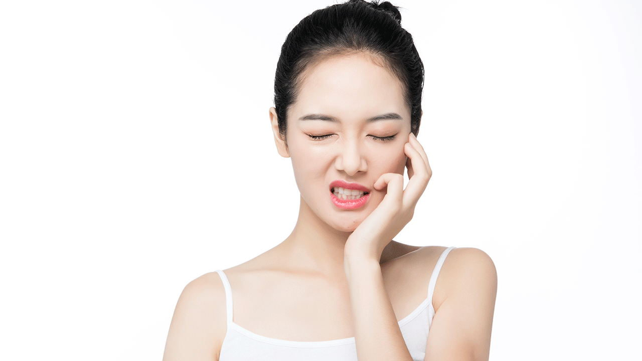 左牙龈最里面疼是怎么回事