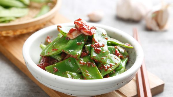 沉香能治脾胃湿热吗