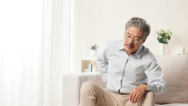 男性尿道结石怎么排出