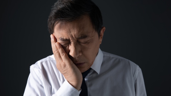 口腔溃疡反复发作怎么调理​