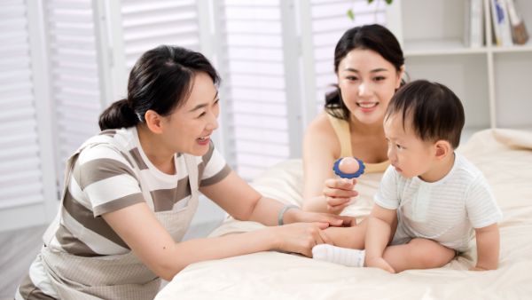 8个月宝宝感冒咳嗽呕吐怎么办