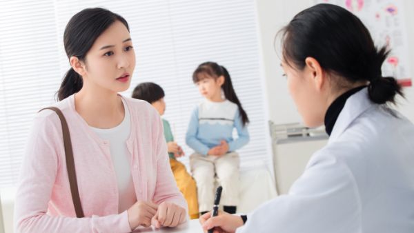 孩子总想尿尿是怎么回事