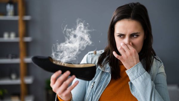 老是出脚汗是什么原因