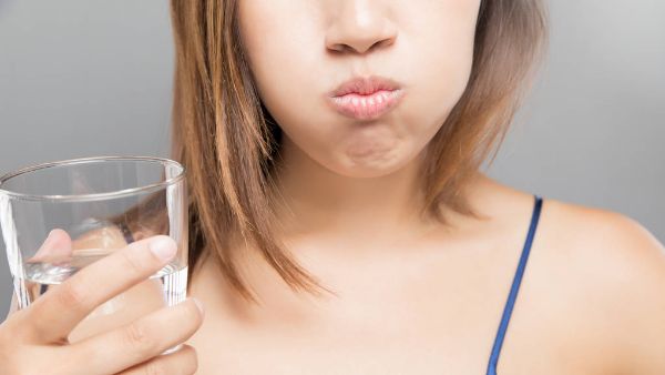 人最少一天要喝多少水