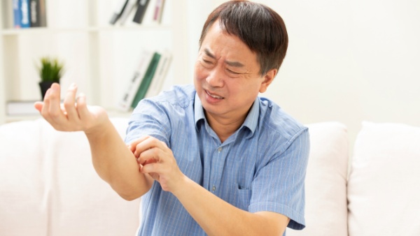 阴囊湿疹瘙痒什么药膏