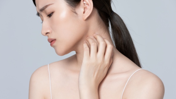 白带异常有恶臭的原因是什么