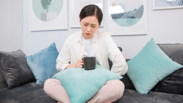 痛经性不调是怎么导致的该怎么办