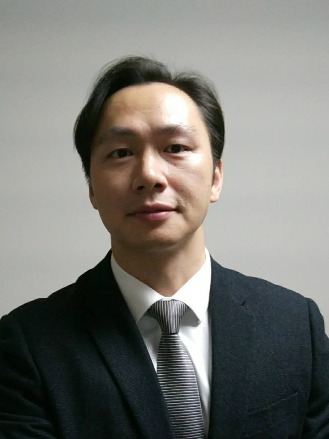 居正华
