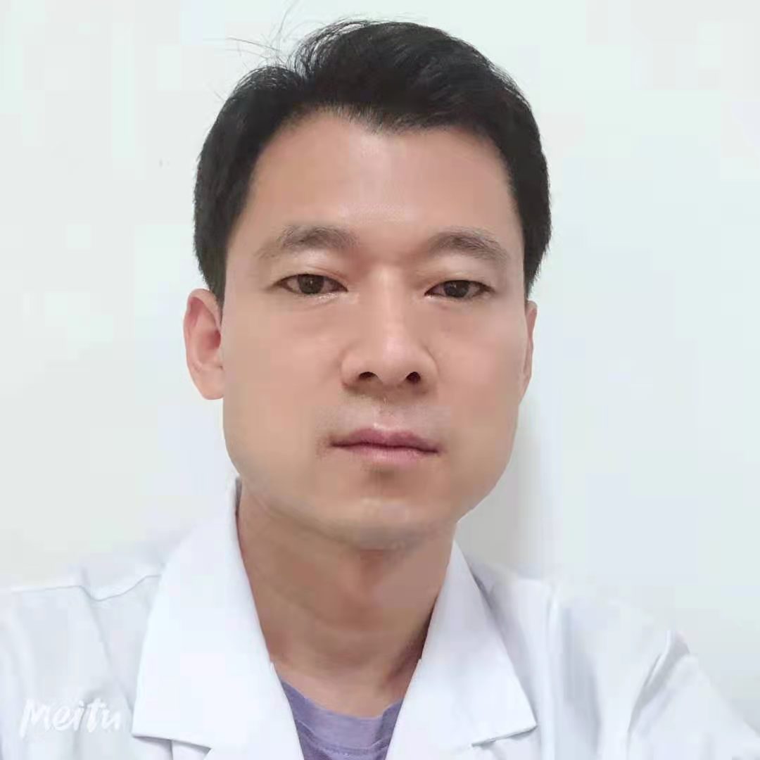 邸辉