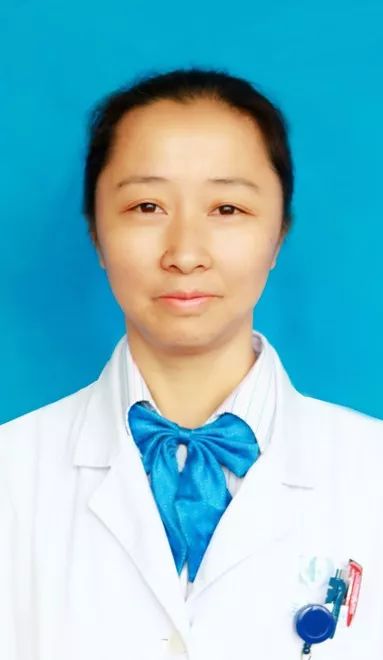 李薇