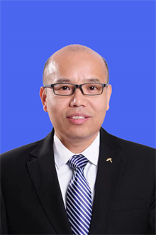 梁崇上