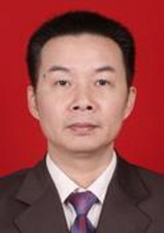 邱少忠