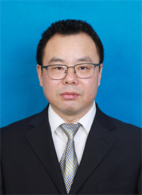 董雅萌