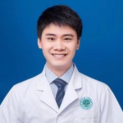 邱健