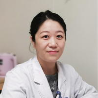 张莹