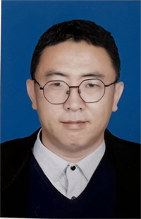 闫国超