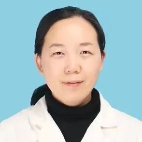 左彩莹