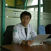 辛培成