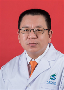 成卓霖