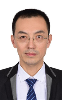 侯斌