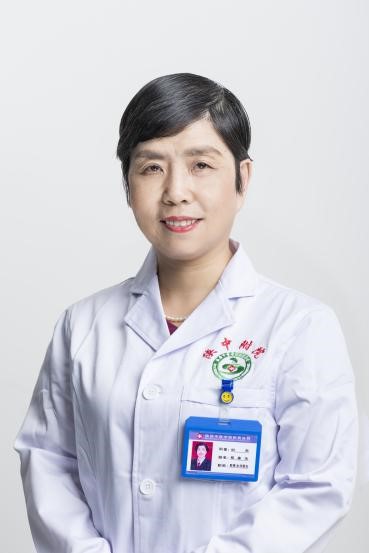 杨鉴冰