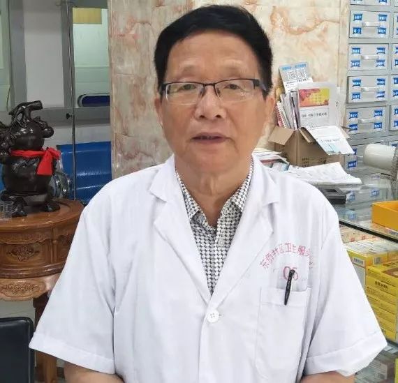 黄周师