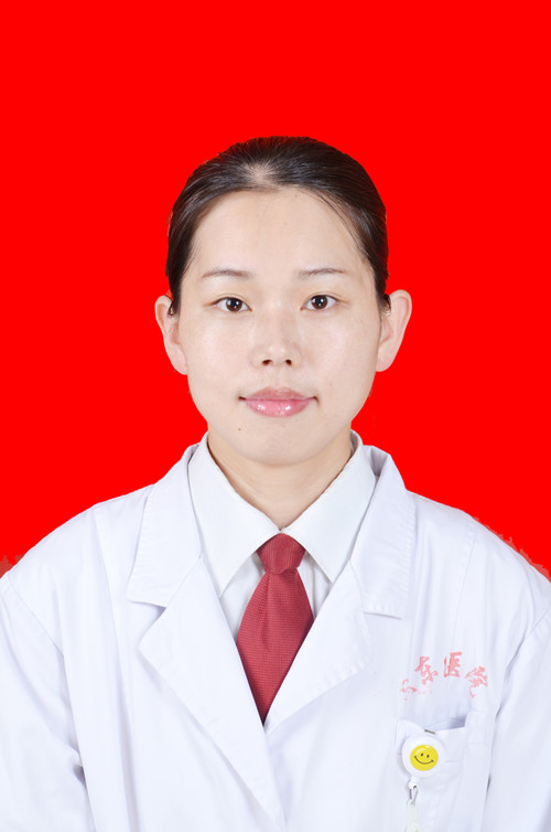 黄巧云